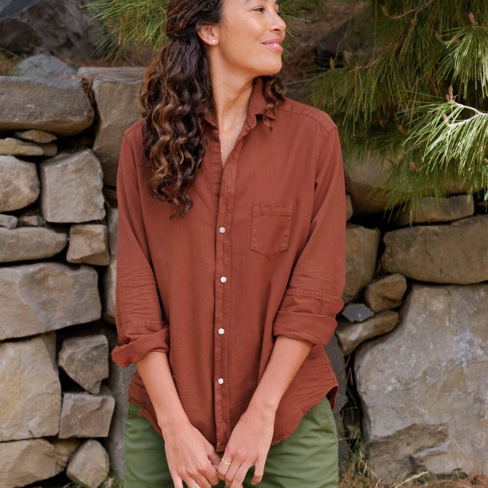 Frank & Eileen Barry Tailored Button-Up Shirt in Rosewood Size Large